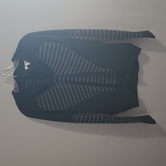 BCBGeneration sweater - Picture 1 of 8